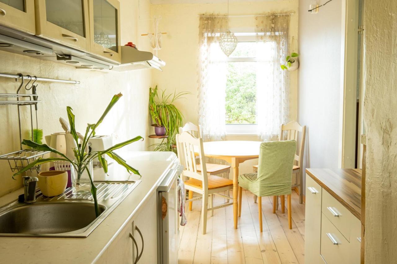 Artists Apartment Near Telliskivi Creative Centre Talin Exterior foto
