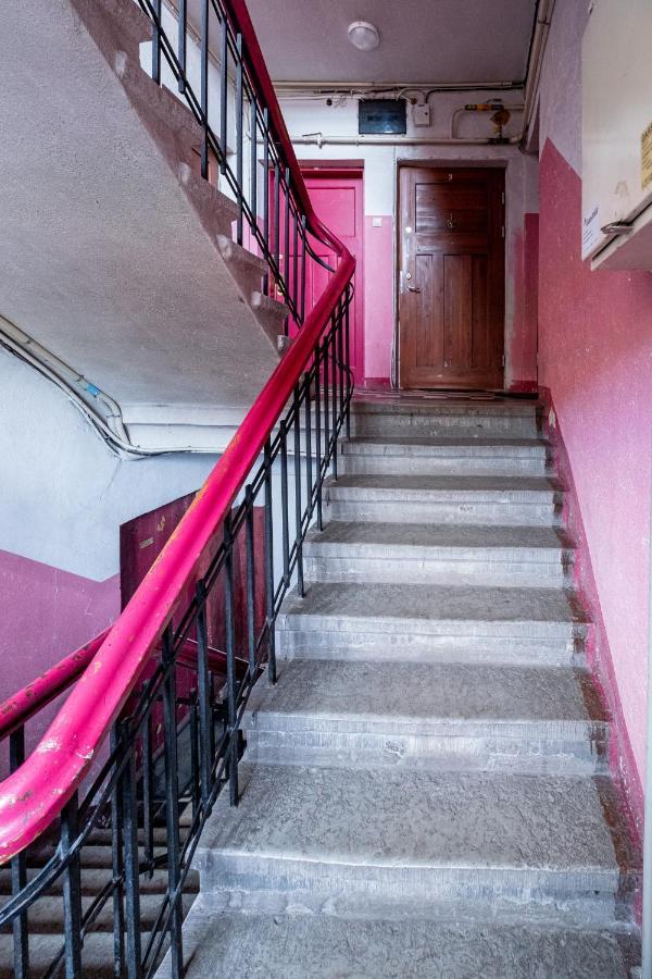 Artists Apartment Near Telliskivi Creative Centre Talin Exterior foto
