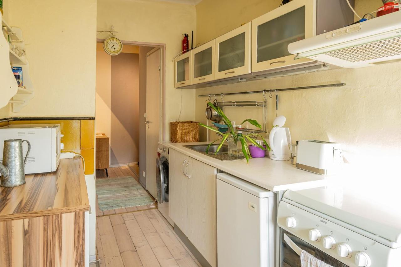 Artists Apartment Near Telliskivi Creative Centre Talin Exterior foto