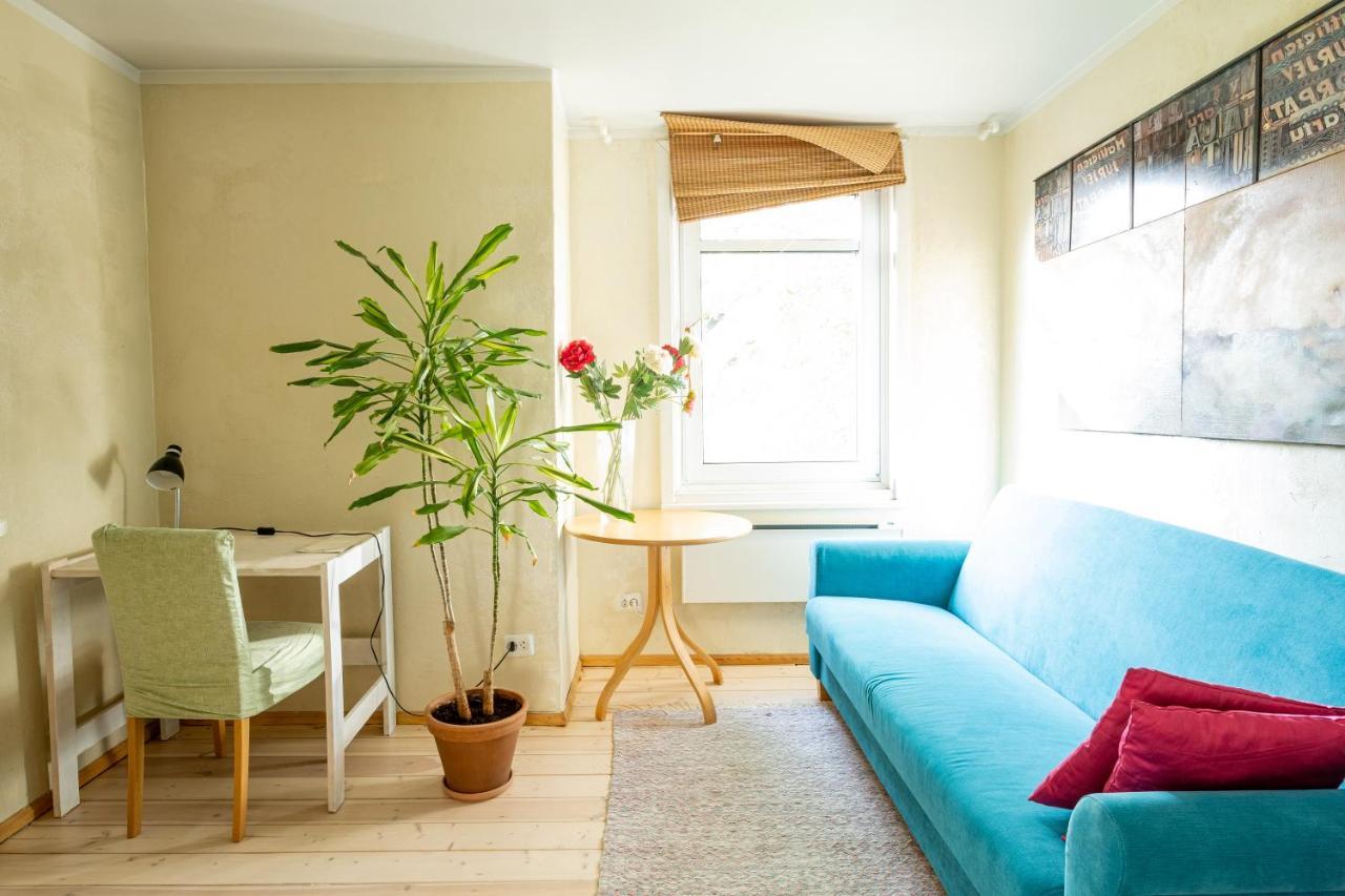 Artists Apartment Near Telliskivi Creative Centre Talin Exterior foto