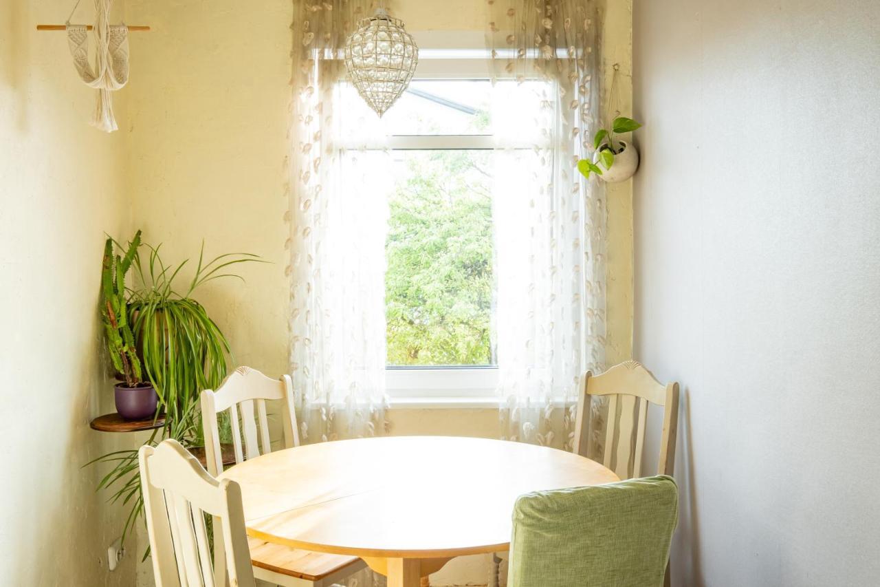 Artists Apartment Near Telliskivi Creative Centre Talin Exterior foto